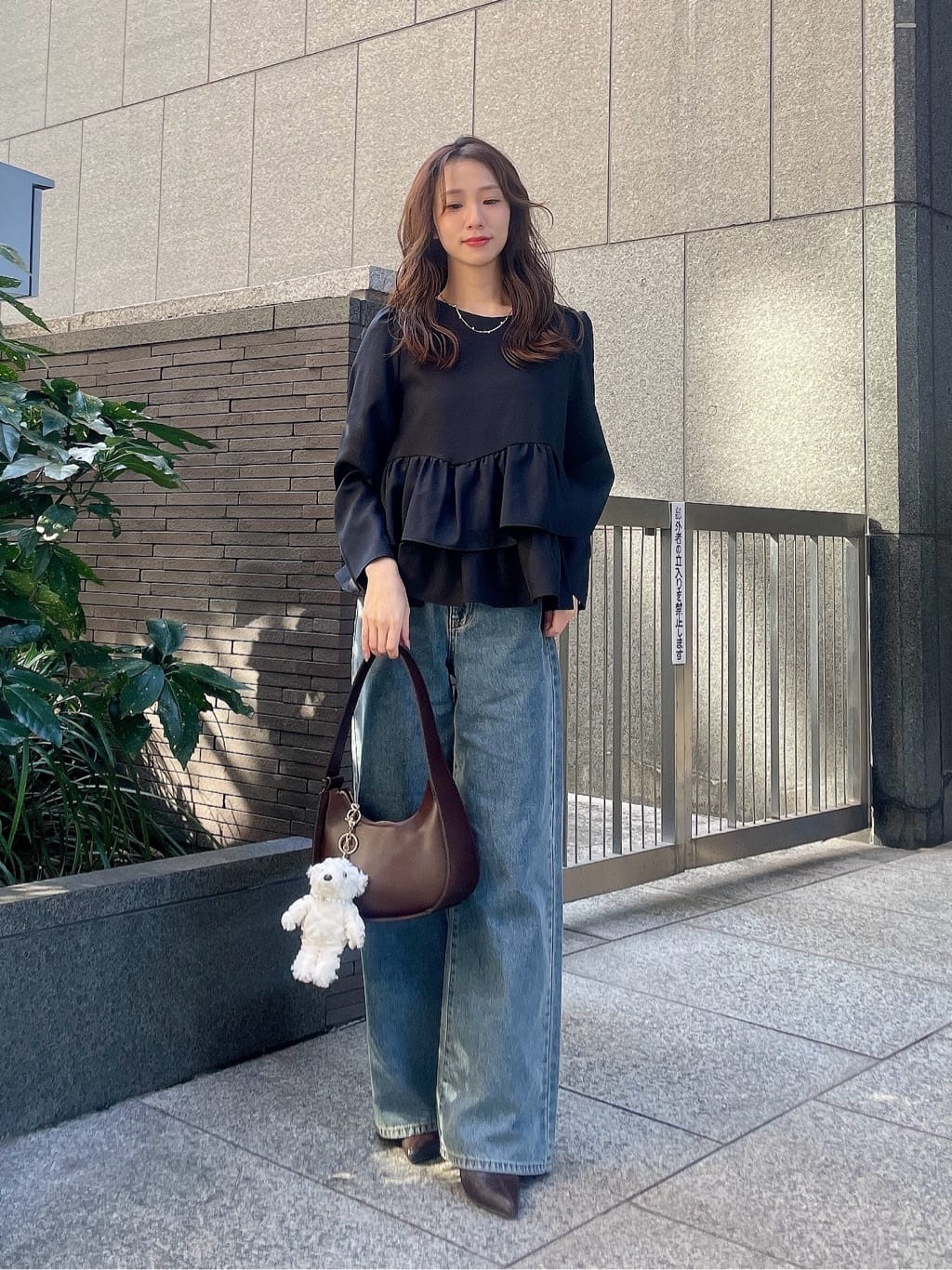 PROPORTION BODY DRESSINGの<ウォッシャブル>ランダムヘムペプラムブラウスを使ったコーディネートを紹介します。｜Rakuten Fashion(楽天ファッション／旧楽天ブランドアベニュー)6697731