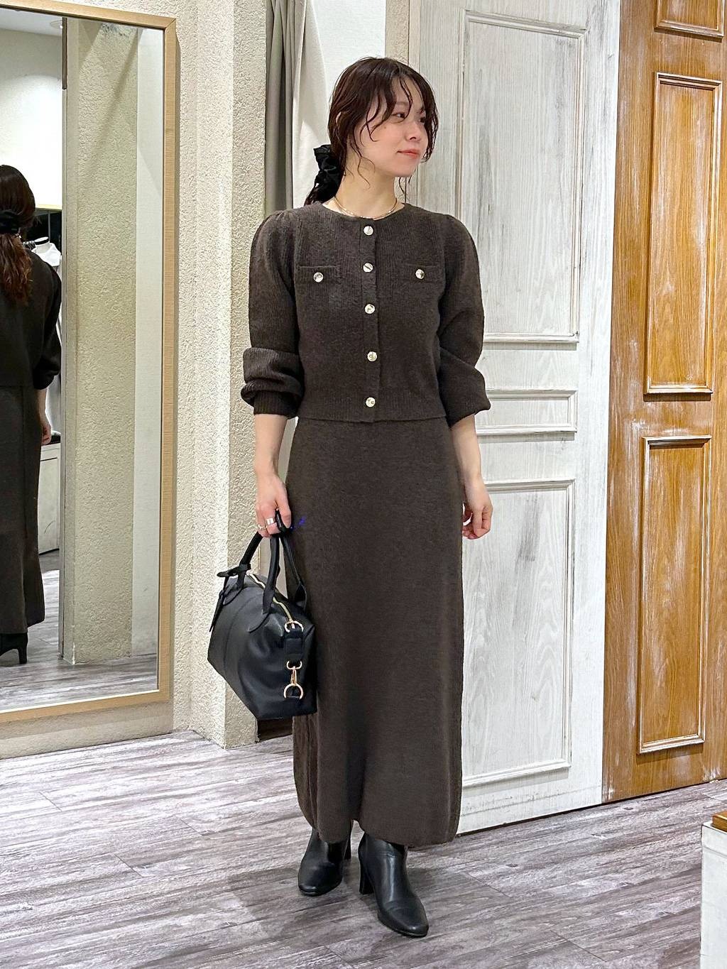 mysty womanのソリッドヒールロングブーツを使ったコーディネートを紹介します。｜Rakuten Fashion(楽天ファッション／旧楽天ブランドアベニュー)6712372
