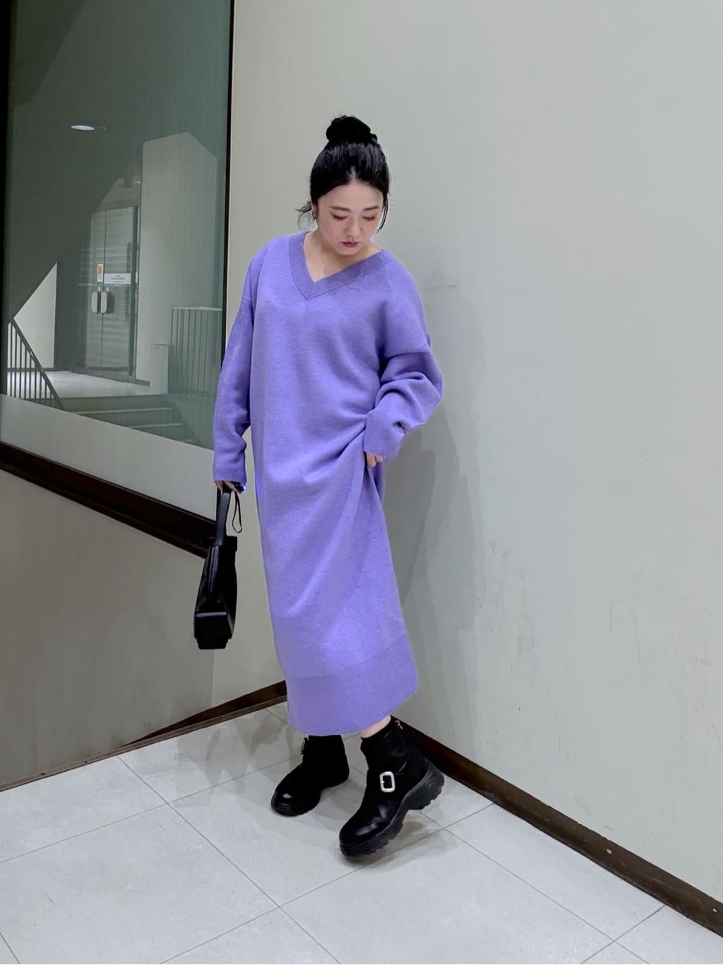 HeRIN.CYEのV neck knit one pieceを使ったコーディネートを紹介します。｜Rakuten Fashion(楽天ファッション／旧楽天ブランドアベニュー)6721613