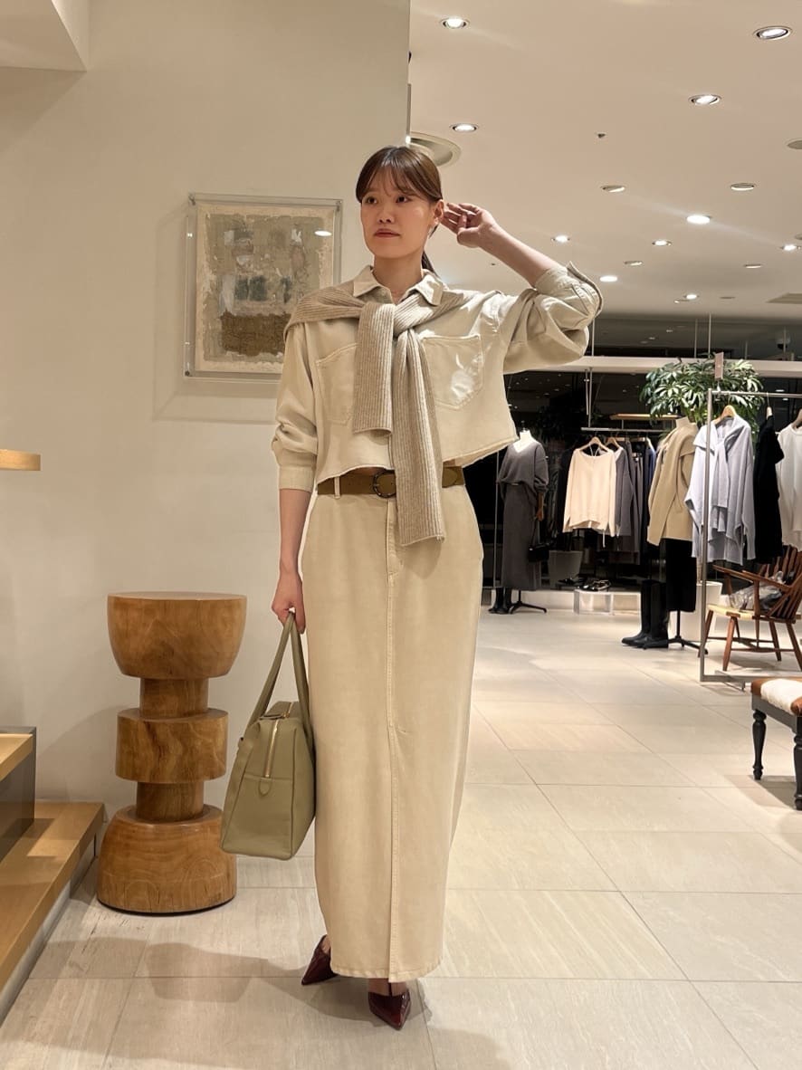 GALLARDAGALANTEの【セットアップ対応】リヨセルスリットスカートを使ったコーディネートを紹介します。｜Rakuten Fashion(楽天ファッション／旧楽天ブランドアベニュー)6721897