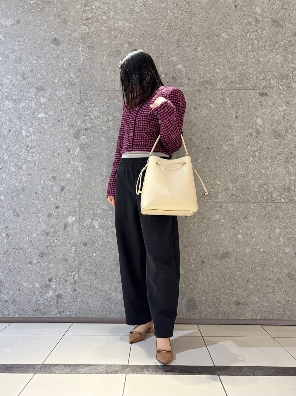 CHARLES & KEITH | ドローストリング ホーボーバッグ | Rakuten