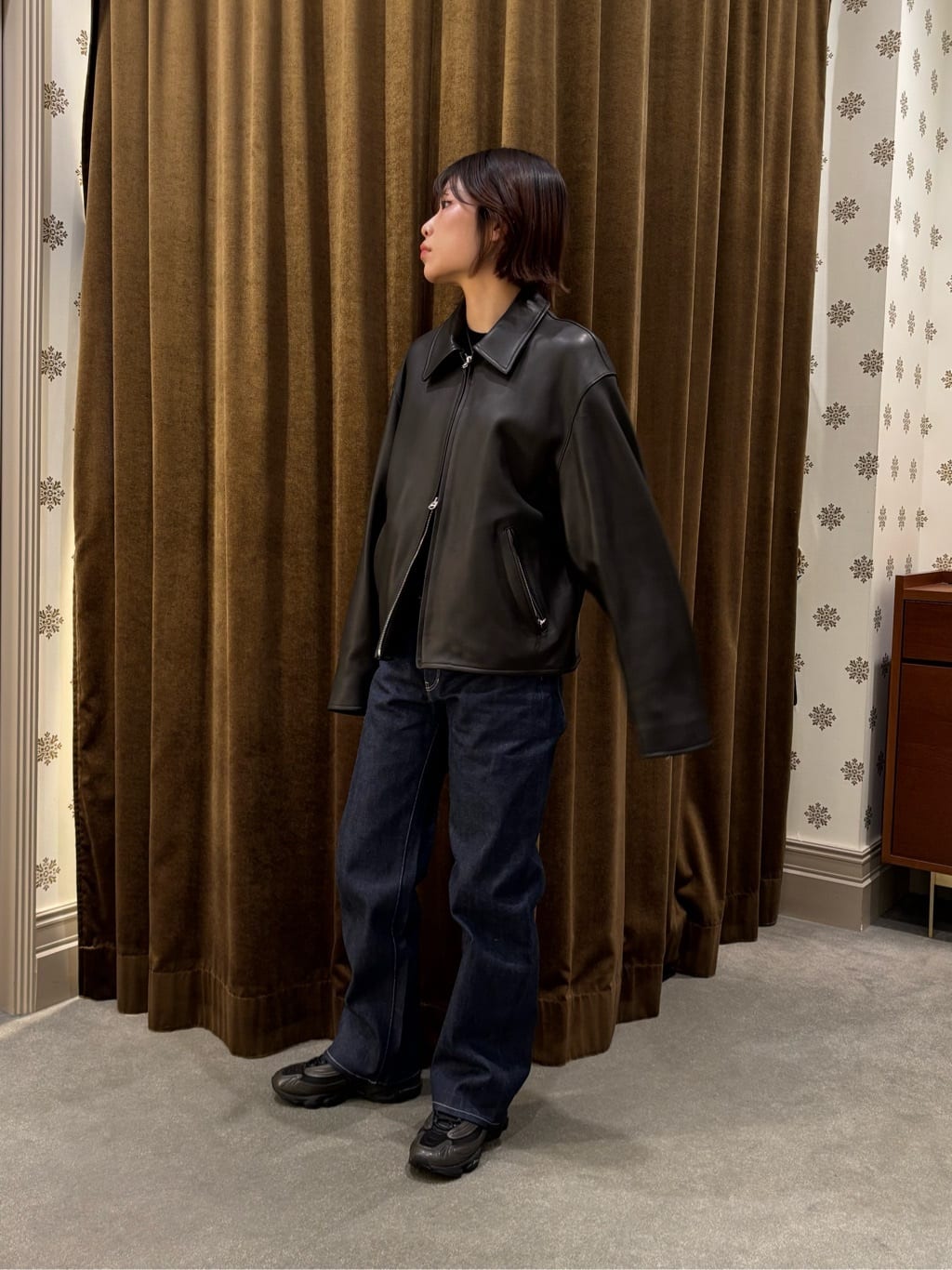 ユークス●未使用級/希少カラー●高級イタリア製ラムレザー バイカージャケット L ラムレザーシングルバイカージャケット M8368 ．000