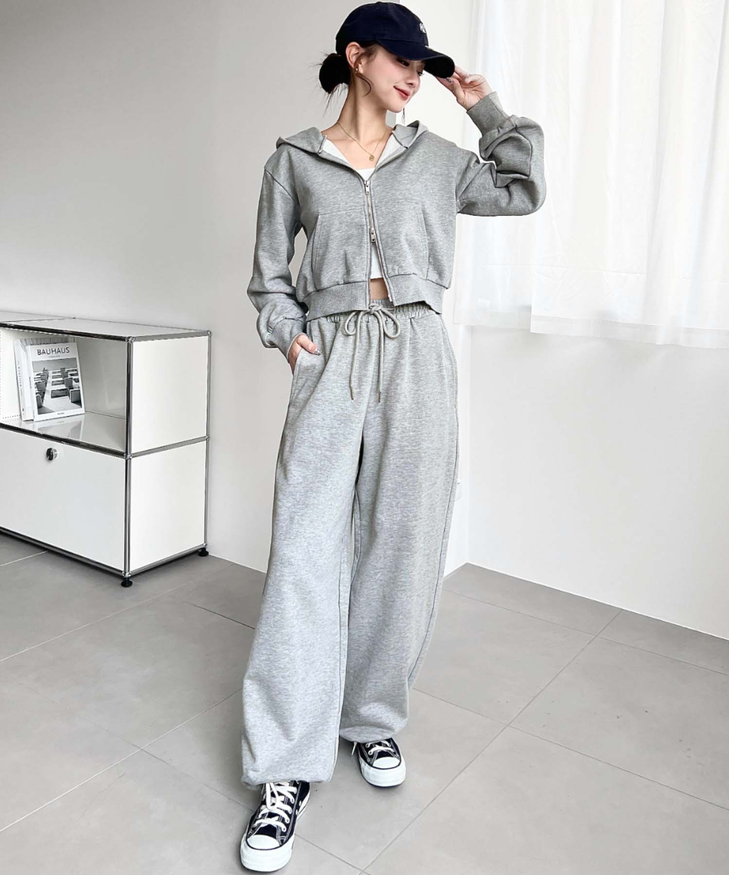 moment+のダブルジップショートパーカーを使ったコーディネートを紹介します。｜Rakuten Fashion(楽天ファッション／旧楽天ブランドアベニュー)6742069