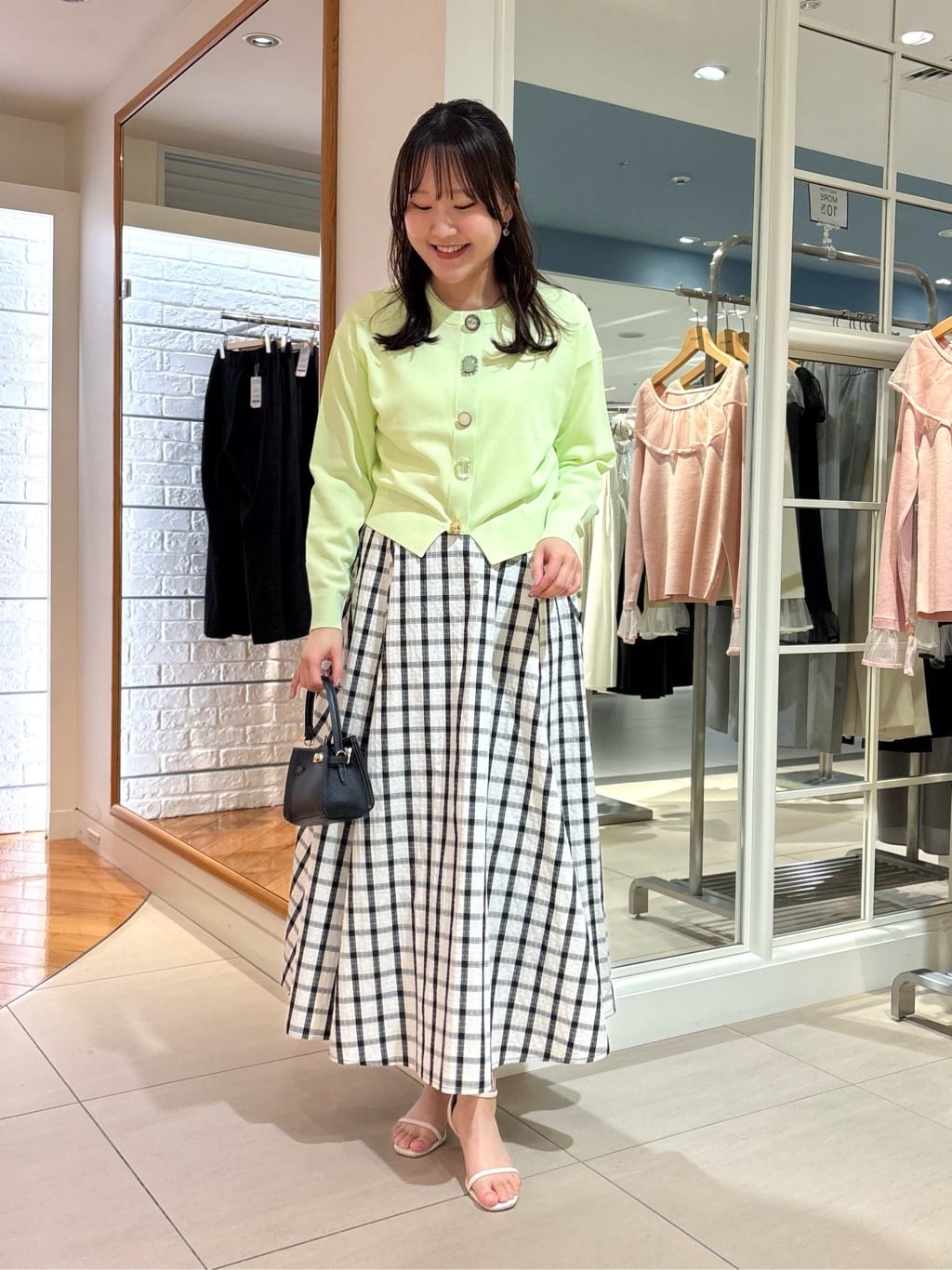 NOLLEY'S | 《手洗い可能》ランダムビジューカーディガン | Rakuten