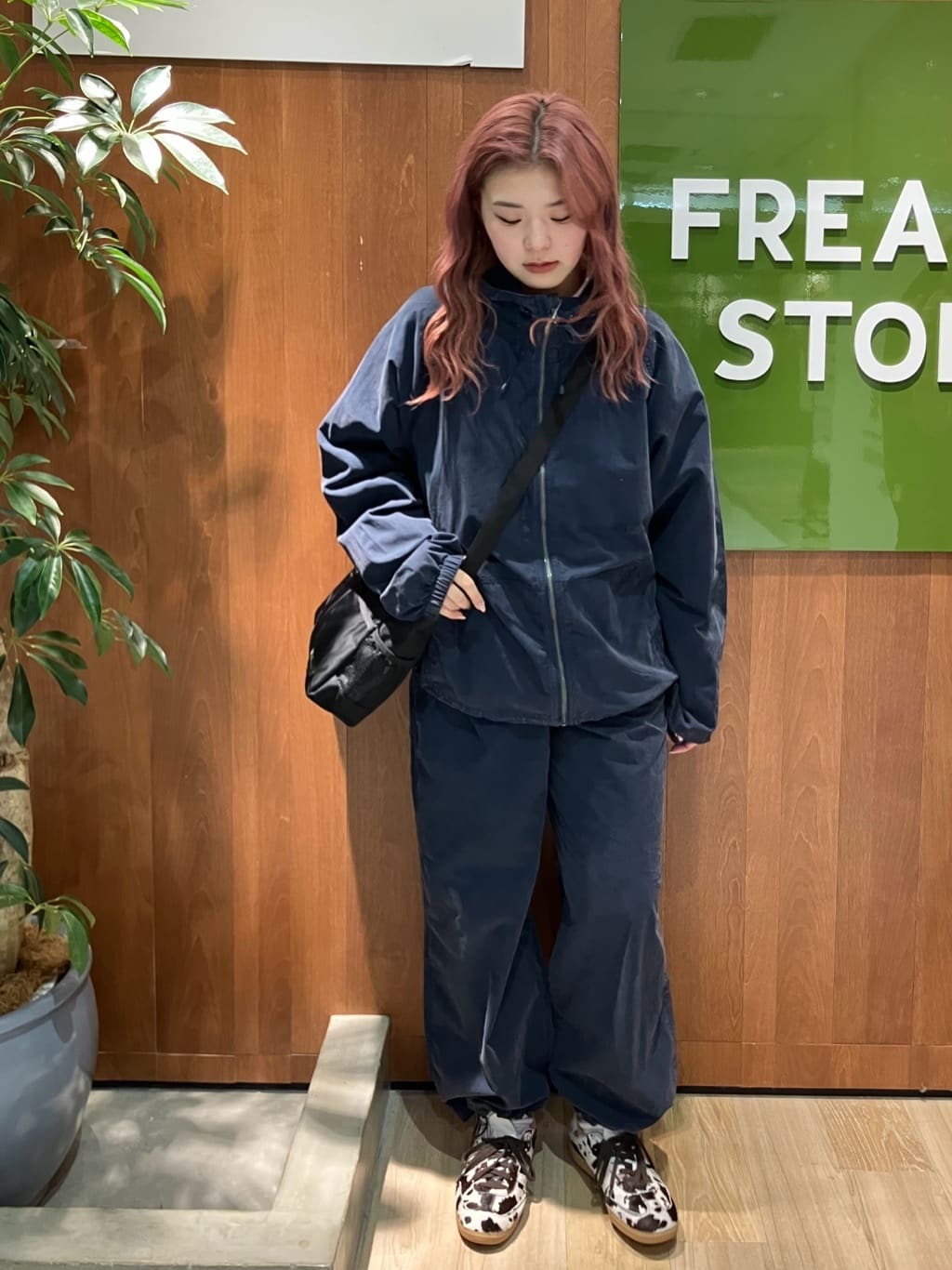 FREAK'S STORE | フェード加工 ナイロン ジップパーカー | Rakuten