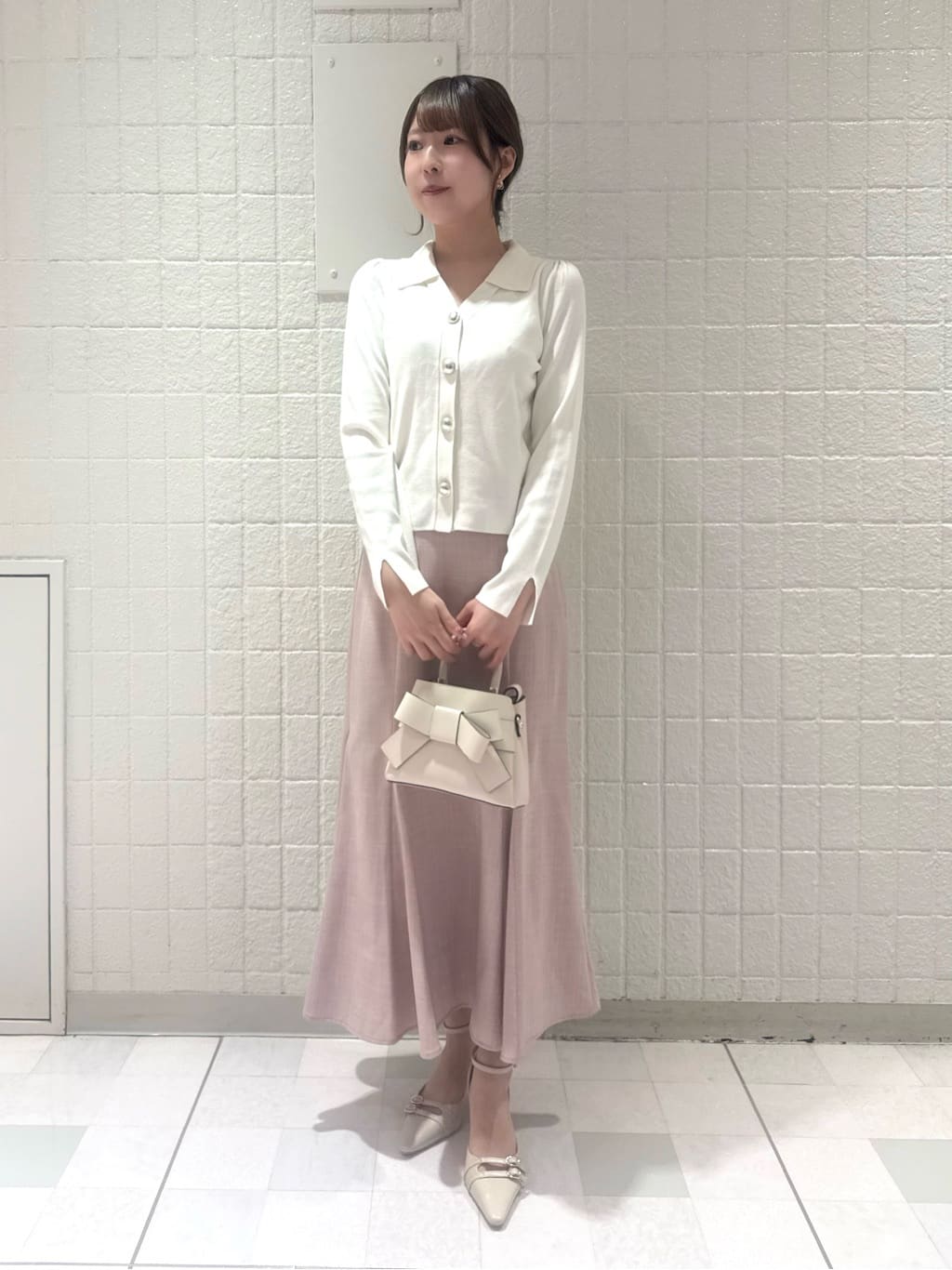 PROPORTION BODY DRESSINGの<ウォッシャブル/UV>衿付き総針ニットを使ったコーディネートを紹介します。｜Rakuten Fashion(楽天ファッション／旧楽天ブランドアベニュー)6760409