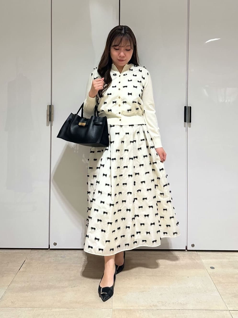 Viaggio Bluのリボンジャガードスカートを使ったコーディネートを紹介します。｜Rakuten Fashion(楽天ファッション／旧楽天ブランドアベニュー)6771281