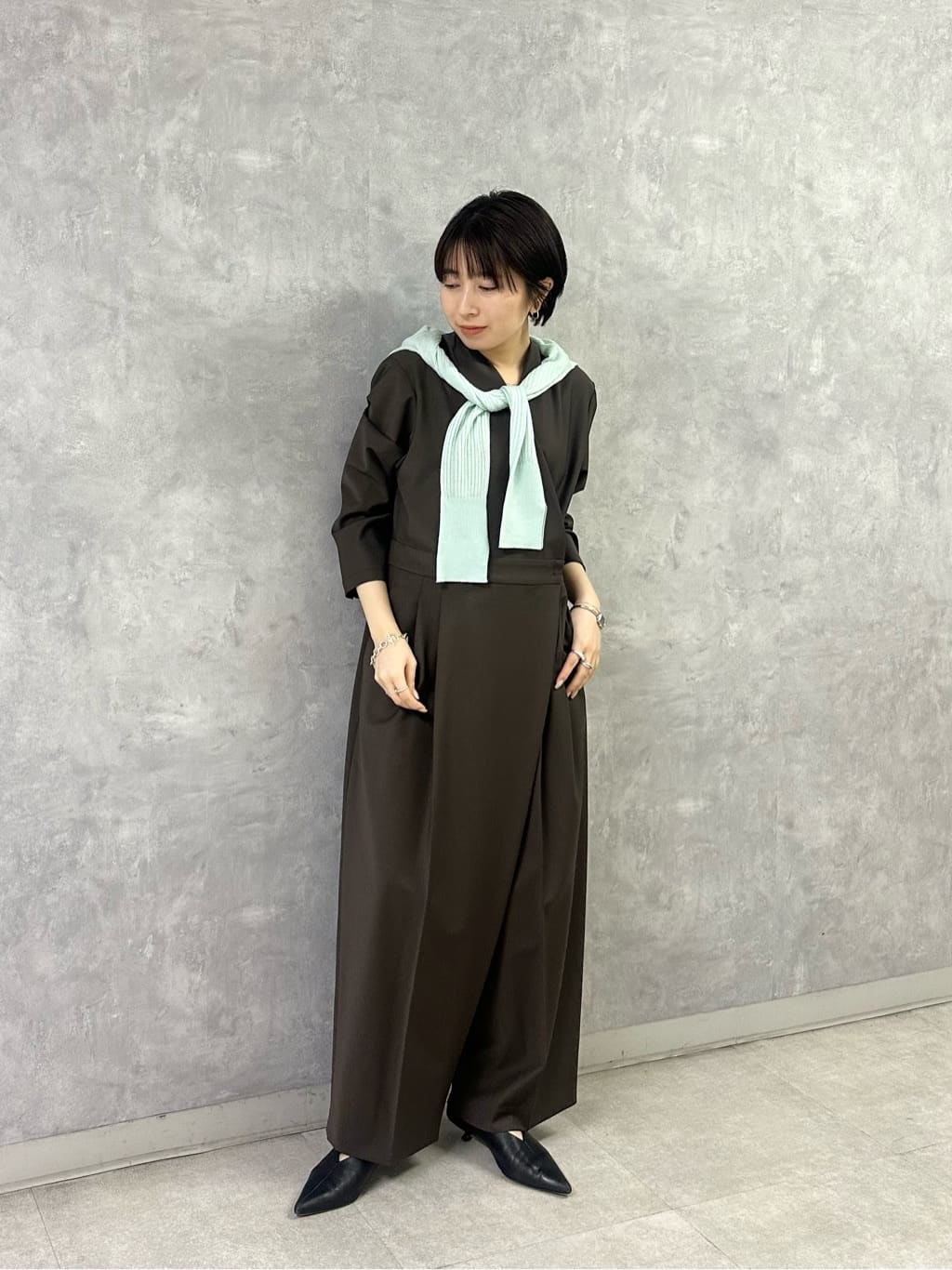 ＜conte＞ アシンメトリー Vネック オールインワン conte オールインワン アシンメトリー Vネック オールインワン