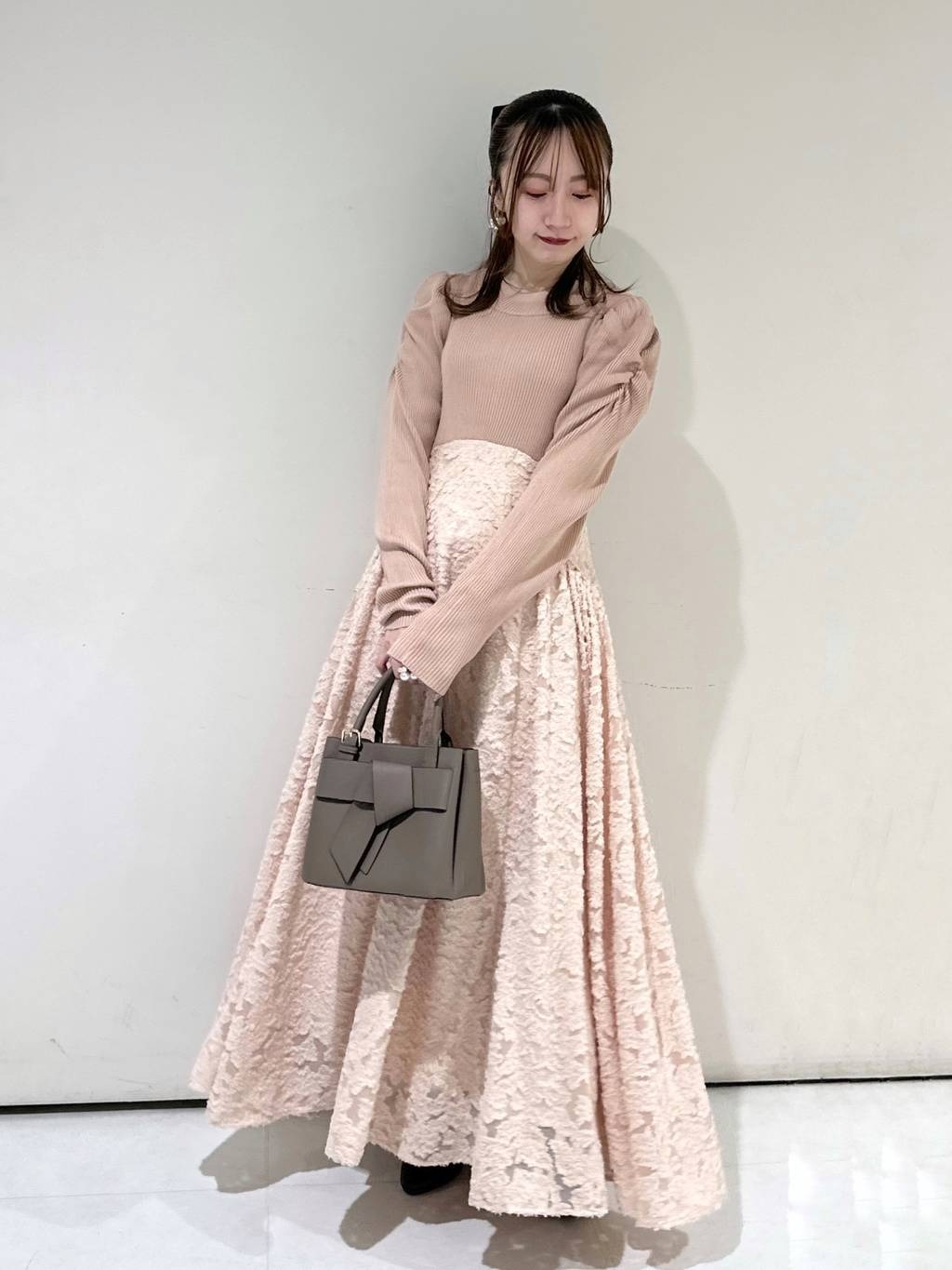 mysty womanのカットジャガードドッキングワンピースを使ったコーディネートを紹介します。｜Rakuten Fashion(楽天ファッション／旧楽天ブランドアベニュー)6778759
