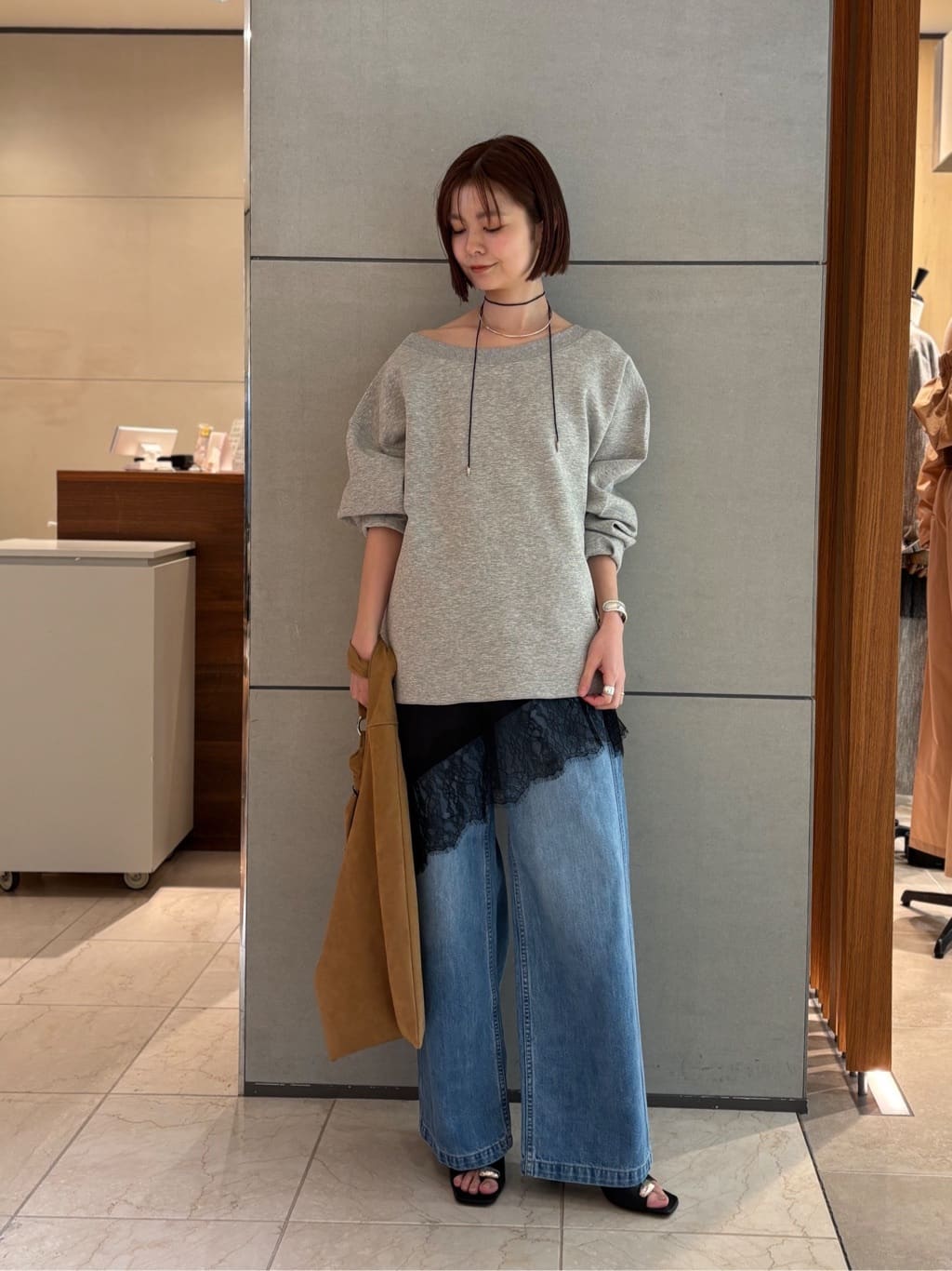 GALLARDAGALANTEの<Oggi 6月号掲載アイテム>【大人のスウェット】ボートネックスウェットを使ったコーディネートを紹介します。｜Rakuten Fashion(楽天ファッション／旧楽天ブランドアベニュー)6787573