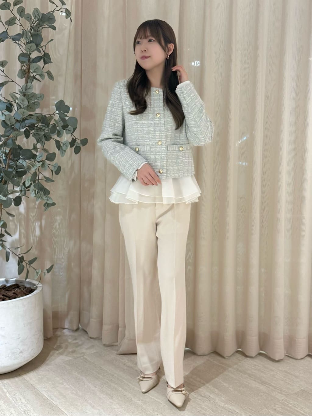 PROPORTION BODY DRESSINGのノーカラーツイードジャケット 26SSを使ったコーディネートを紹介します。｜Rakuten Fashion(楽天ファッション／旧楽天ブランドアベニュー)6788083