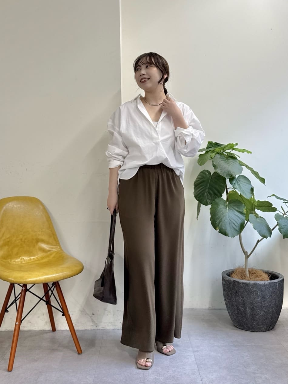 GALLARDAGALANTEのスキッパーシャツを使ったコーディネートを紹介します。｜Rakuten Fashion(楽天ファッション／旧楽天ブランドアベニュー)6798030