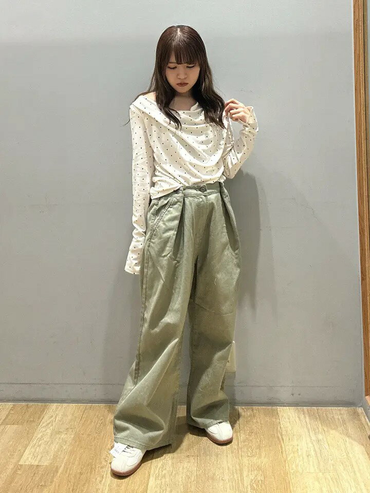earth music&ecology | チャーム付きWリボンスニーカー | Rakuten