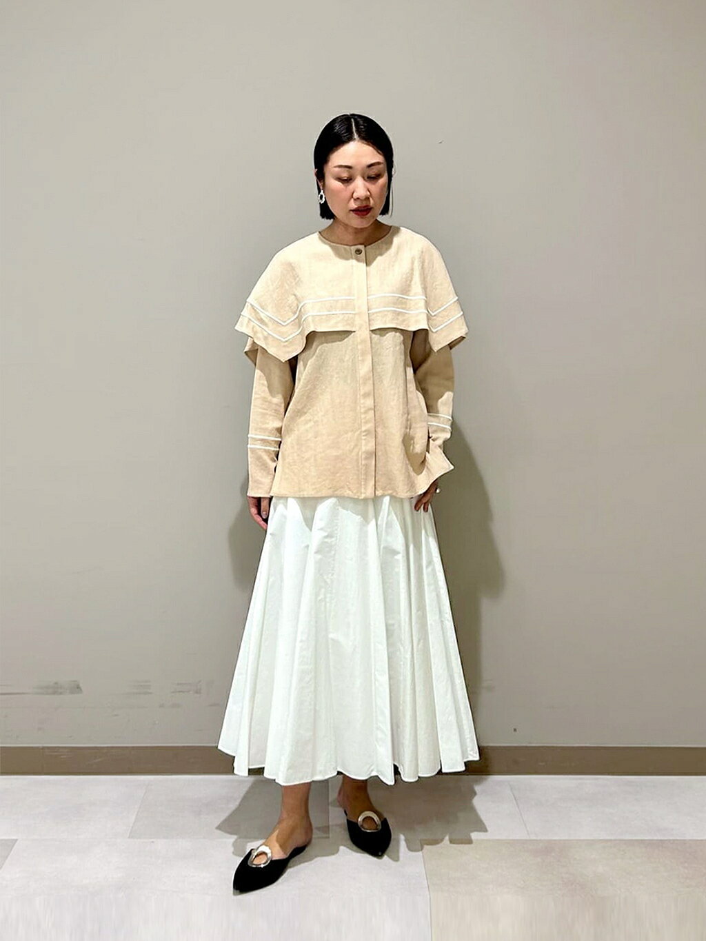 ADORE | ラインエンブロイダリーブラウス | Rakuten Fashion(楽天