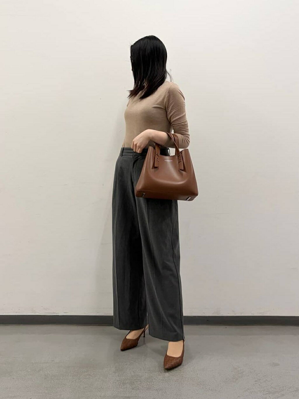 CHARLES & KEITH | Shania シャナイア ダブルハンドルスラウチーバッグ