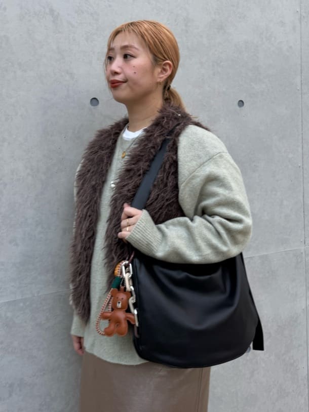 ear PAPILLONNERの《本革/470g》スワロ-マチショルダーバッグを使ったコーディネートを紹介します。｜Rakuten Fashion(楽天ファッション／旧楽天ブランドアベニュー)6823615