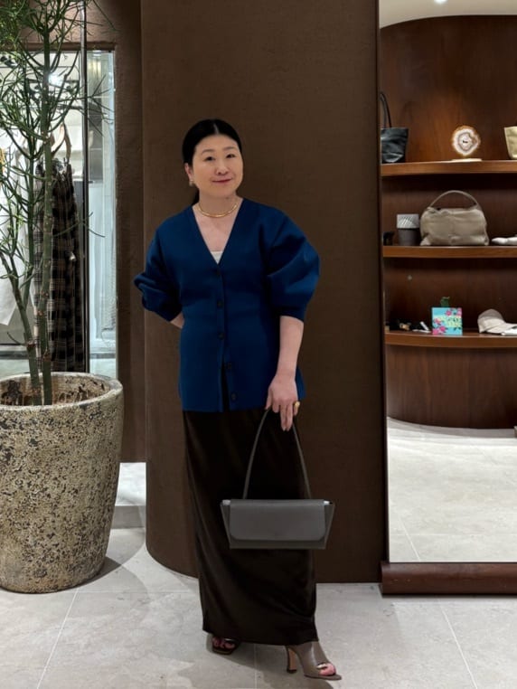 GALLARDAGALANTEのウエストシェイプカーディガンを使ったコーディネートを紹介します。｜Rakuten Fashion(楽天ファッション／旧楽天ブランドアベニュー)6823721