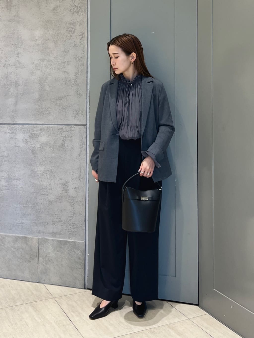 UNITED ARROWS | スクエアメタル バケットバッグ | Rakuten Fashion