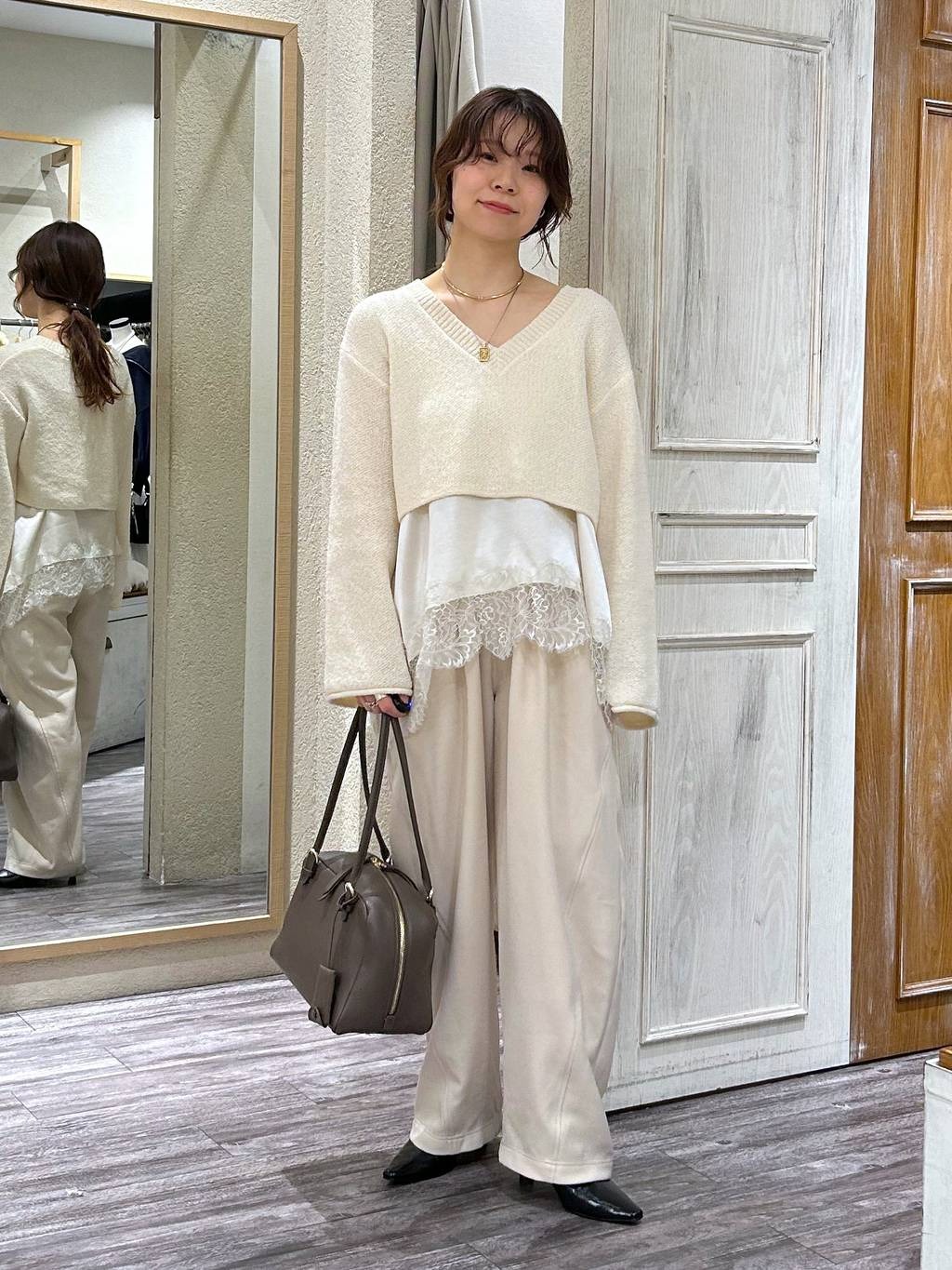 mysty womanのイレヘムキャミチュニックを使ったコーディネートを紹介します。｜Rakuten Fashion(楽天ファッション／旧楽天ブランドアベニュー)6843053