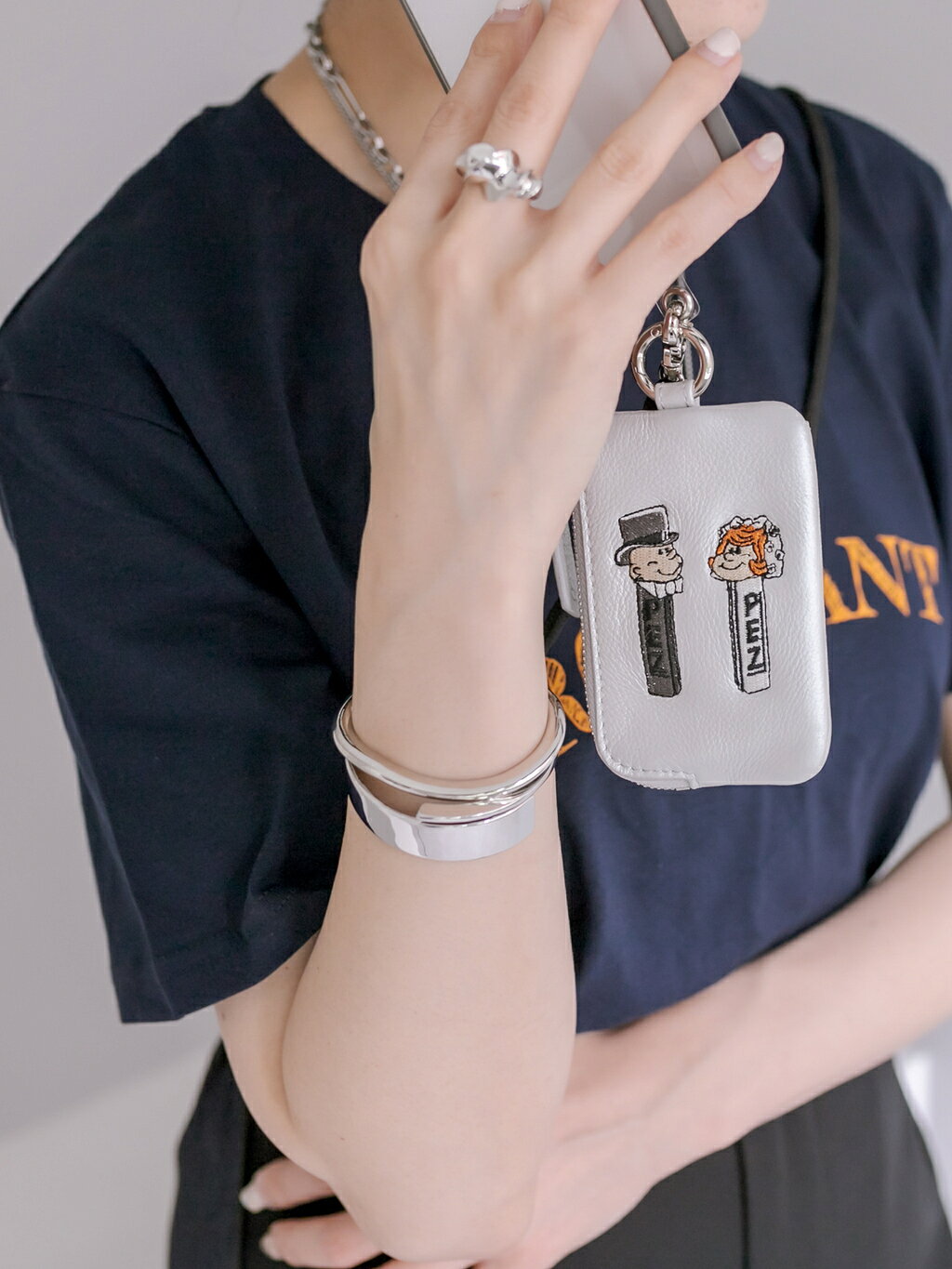 ear PAPILLONNER | 【PEZ(ペッツ) ×ear】WEB限定追加/牛革モバイル