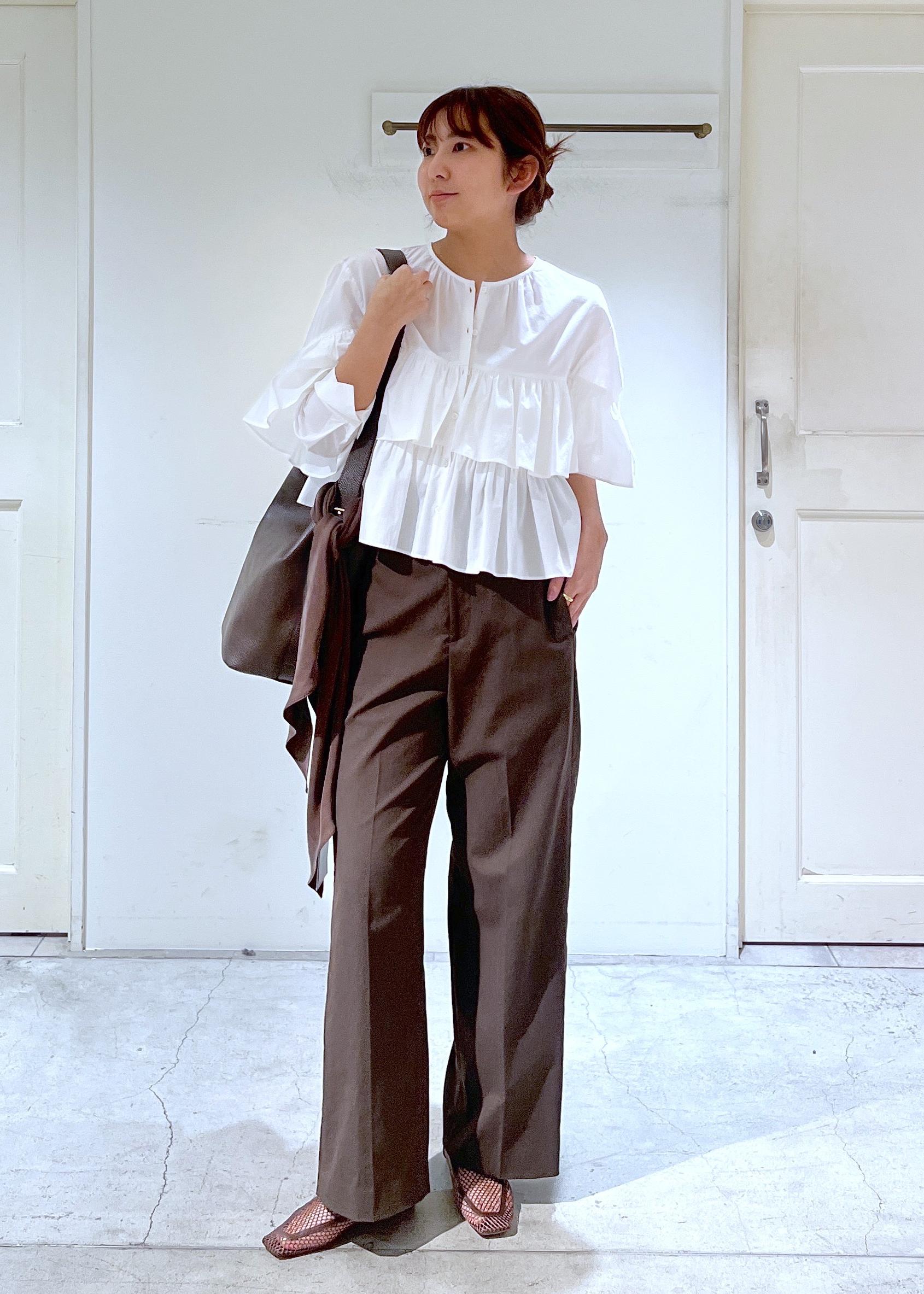 SALON adam et rope' | 【WEB限定】フリルギャザーブラウス | Rakuten