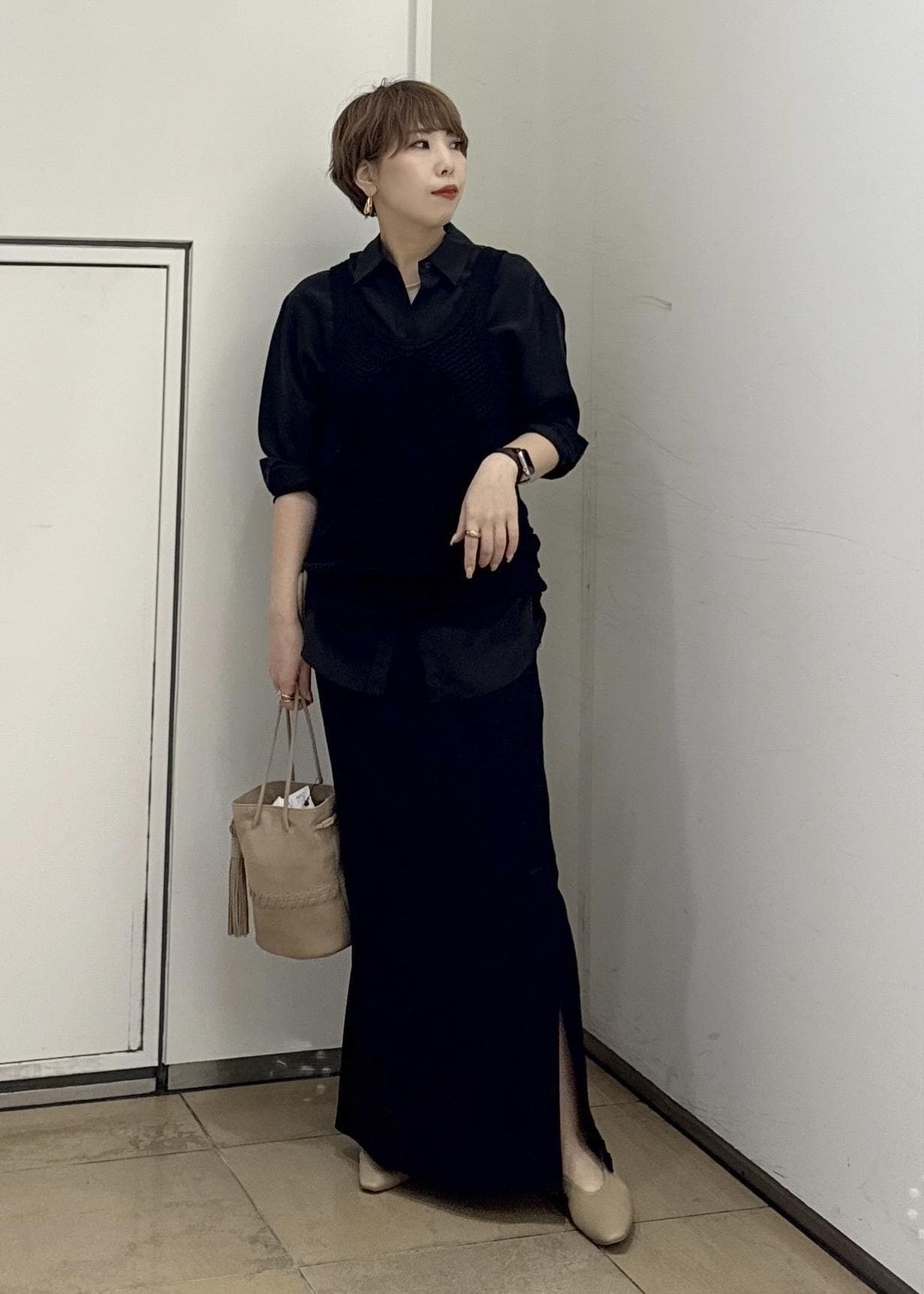 SALON adam et rope'の[26SS]GENTLE SILK シャツ / セットアップ対応・洗えるを使ったコーディネートを紹介します。｜Rakuten Fashion(楽天ファッション／旧楽天ブランドアベニュー)6914639