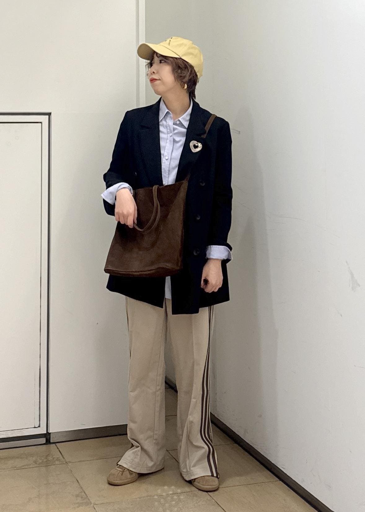 SALON adam et rope'のトレビラツイルテーラードジャケットを使ったコーディネートを紹介します。｜Rakuten Fashion(楽天ファッション／旧楽天ブランドアベニュー)6964229