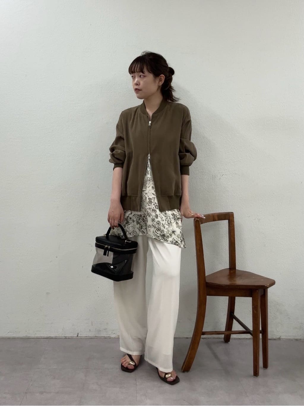 GALLARDAGALANTEの【人気BZが素材を変えて再登場!】サテンブルゾンを使ったコーディネートを紹介します。｜Rakuten Fashion(楽天ファッション／旧楽天ブランドアベニュー)6866728