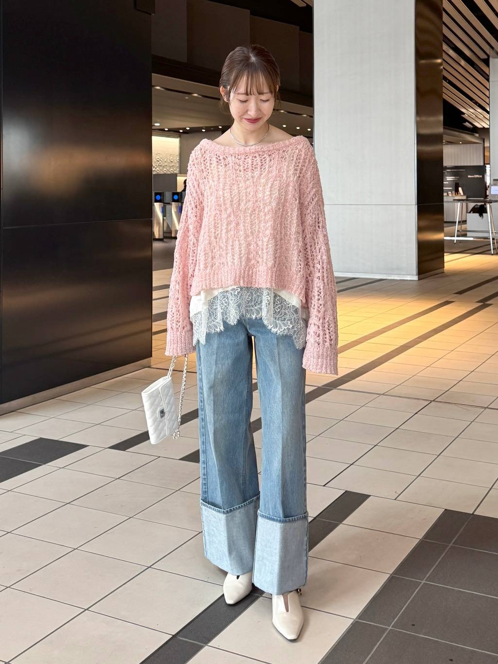mysty womanのループヤーン透かしニットを使ったコーディネートを紹介します。｜Rakuten Fashion(楽天ファッション／旧楽天ブランドアベニュー)6867146