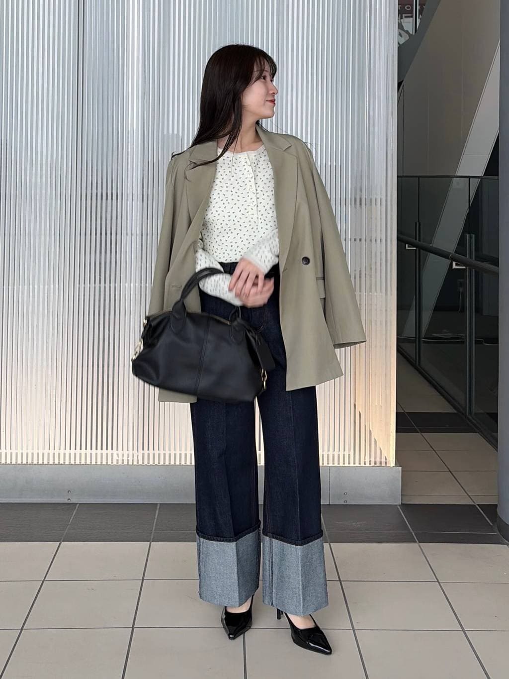 mysty womanのダブルブレストテーラージャケットを使ったコーディネートを紹介します。｜Rakuten Fashion(楽天ファッション／旧楽天ブランドアベニュー)6866444