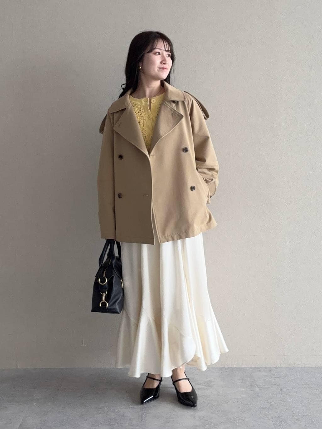 mysty womanのコクーンスリーブショートトレンチコートを使ったコーディネートを紹介します。｜Rakuten Fashion(楽天ファッション／旧楽天ブランドアベニュー)6875227