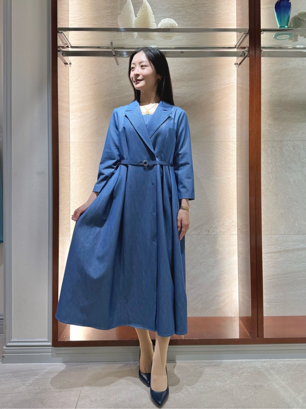 Viaggio Bluのオーロララメデニムワンピースを使ったコーディネートを紹介します。｜Rakuten Fashion(楽天ファッション／旧楽天ブランドアベニュー)6875406