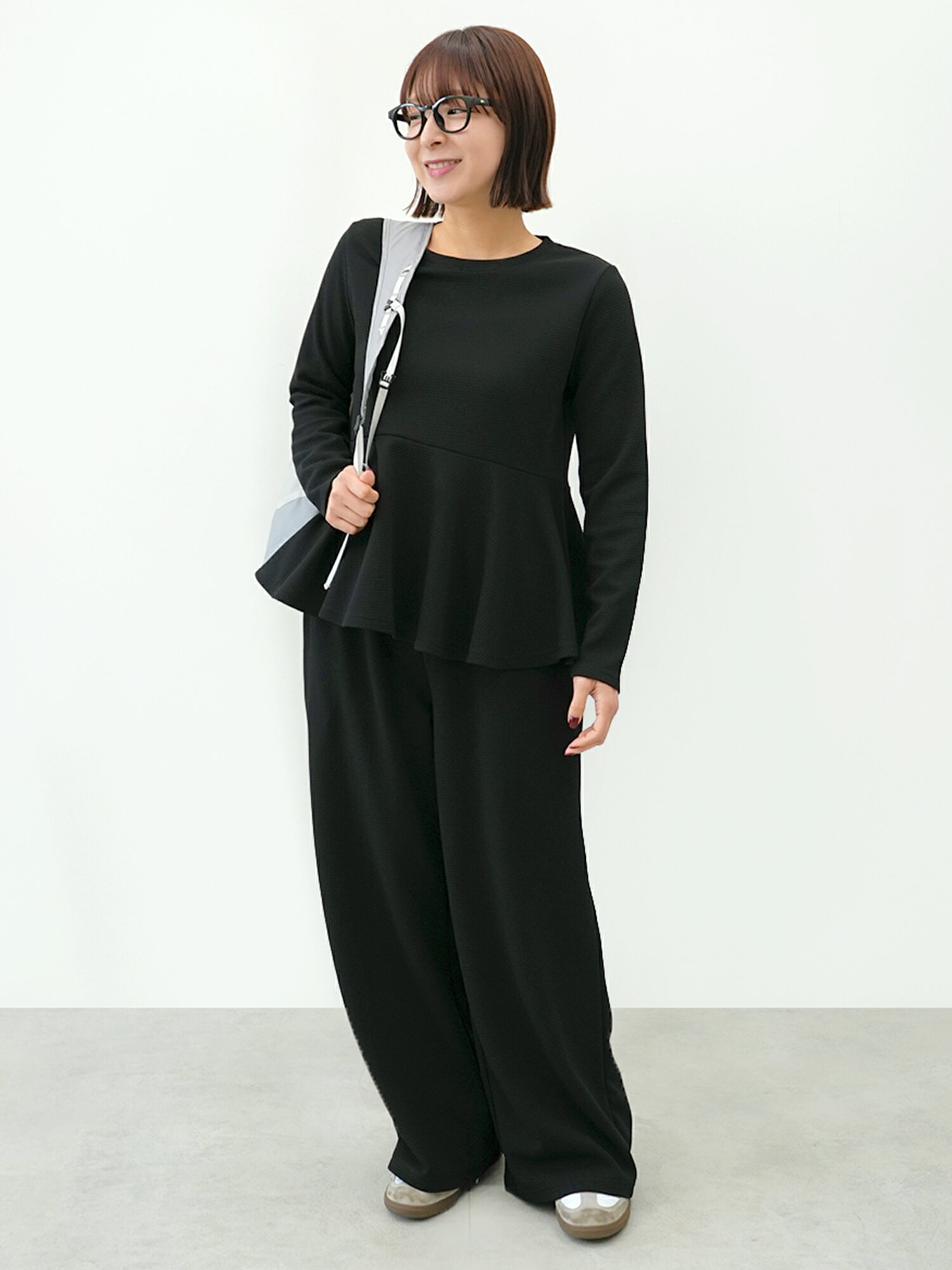 coca | エンボス加工ウエストシャーリングワイドパンツ | Rakuten