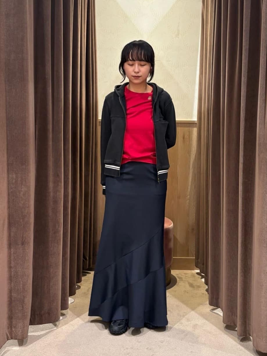 ＜ATTISESSION＞フラワーモチーフ ホール ロングスリーブ Tシャツ ATTISESSION＞フラワーモチーフ ホール ロングスリーブ Tシャツ