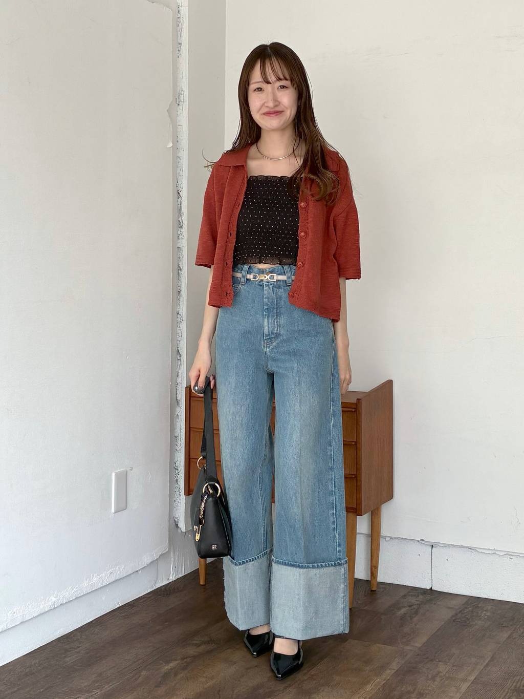 mysty womanのスラブ襟付きカーディガンSSを使ったコーディネートを紹介します。｜Rakuten Fashion(楽天ファッション／旧楽天ブランドアベニュー)6880111