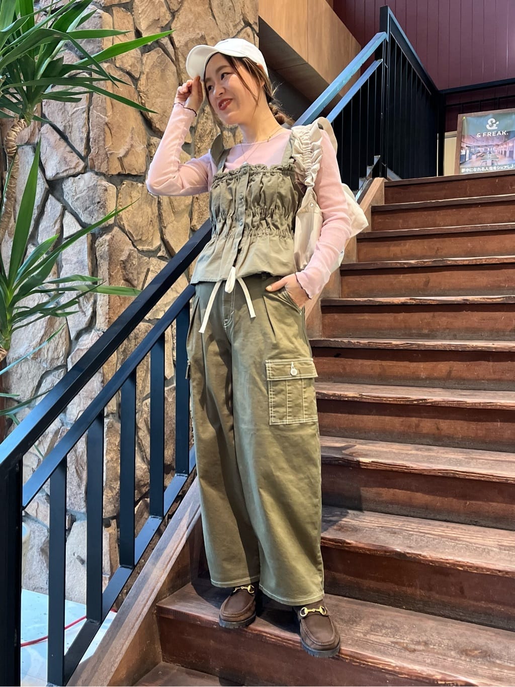FREAK’S STOREのコーディネートを紹介します。｜Rakuten Fashion(楽天ファッション／旧楽天ブランドアベニュー)6881052