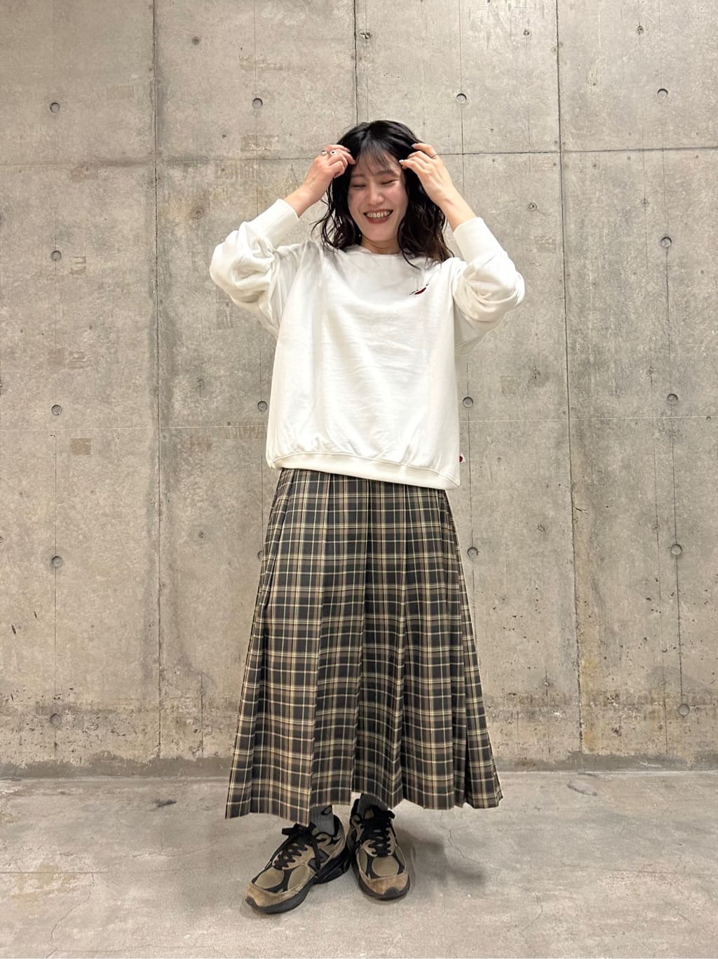 FREAK’S STOREの風船 girl crew sweat 24AWを使ったコーディネートを紹介します。｜Rakuten Fashion(楽天ファッション／旧楽天ブランドアベニュー)6881830