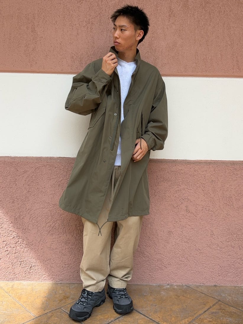 FREAK’S STOREのEasy Chino Pants IIを使ったコーディネートを紹介します。｜Rakuten Fashion(楽天ファッション／旧楽天ブランドアベニュー)6882346