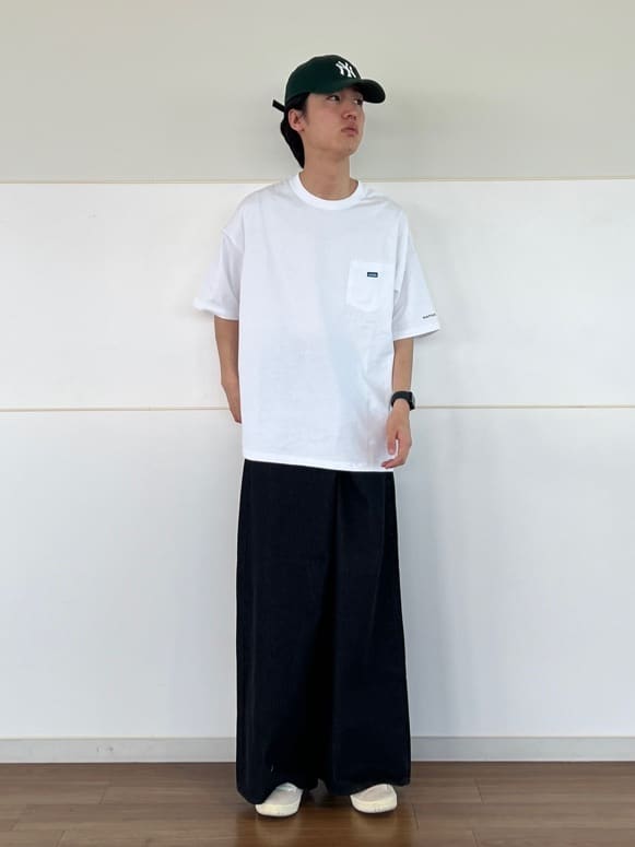 FREAK’S STOREのワイドフレアシルエット デニムパンツ【限定展開】  25AWを使ったコーディネートを紹介します。｜Rakuten Fashion(楽天ファッション／旧楽天ブランドアベニュー)6882851