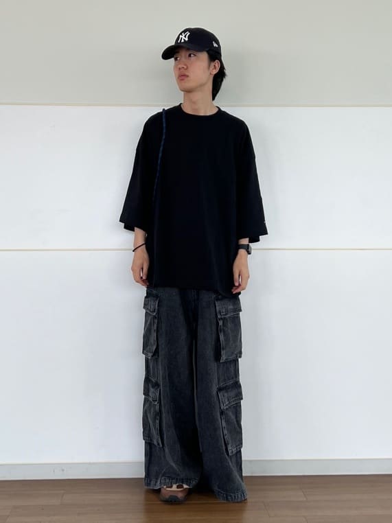 FREAK’S STOREの4POCKET DENIM CARGO PANTS【限定展開】 24SSを使ったコーディネートを紹介します。｜Rakuten Fashion(楽天ファッション／旧楽天ブランドアベニュー)6882866