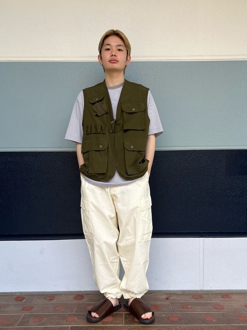FREAK’S STOREの別注 6POCKET PANTSを使ったコーディネートを紹介します。｜Rakuten Fashion(楽天ファッション／旧楽天ブランドアベニュー)6883163