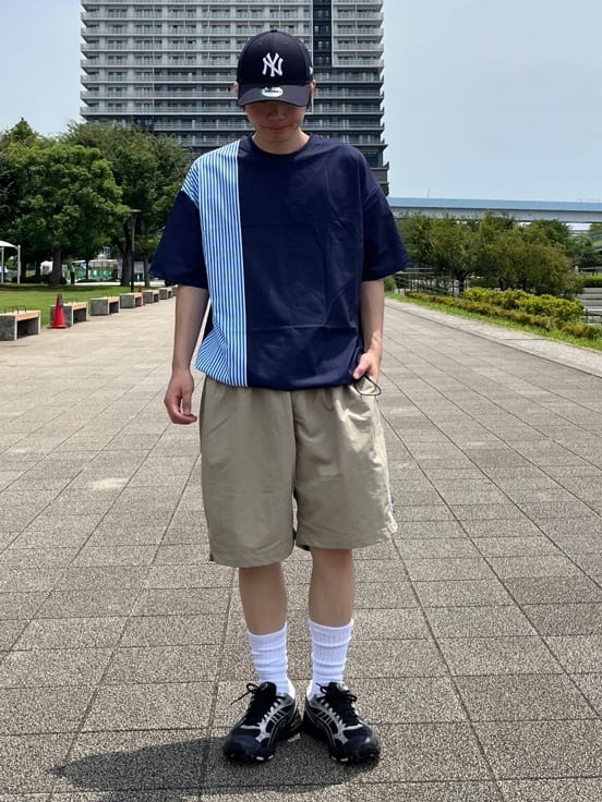 FREAK’S STOREのローソン×FREAK'S STORE リラックスフィット ラッシュガード クルーネックTシャツ 24SSを使ったコーディネートを紹介します。｜Rakuten Fashion(楽天ファッション／旧楽天ブランドアベニュー)6883609