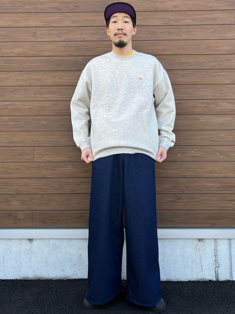 FREAK’S STOREのワイドフレアシルエット デニムパンツ【限定展開】  25AWを使ったコーディネートを紹介します。｜Rakuten Fashion(楽天ファッション／旧楽天ブランドアベニュー)6884643