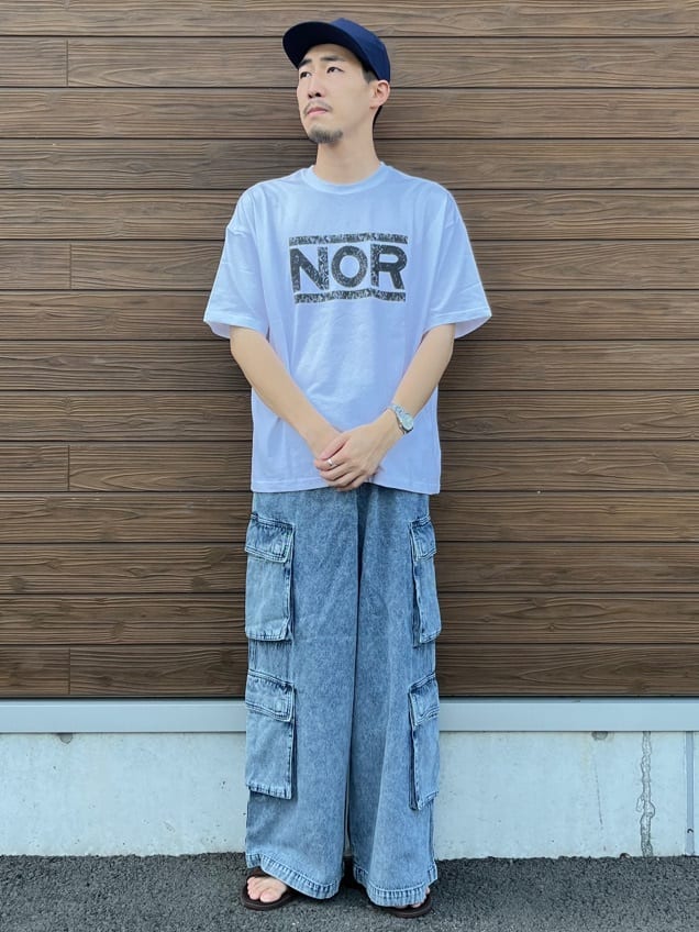 FREAK’S STOREの4POCKET DENIM CARGO PANTS【限定展開】 24SSを使ったコーディネートを紹介します。｜Rakuten Fashion(楽天ファッション／旧楽天ブランドアベニュー)6884661