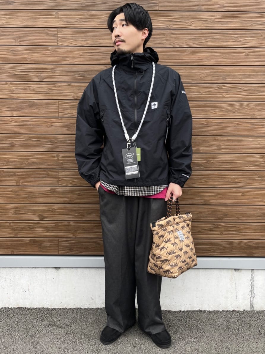FREAK’S STOREの別注PADDED TOTE BAG/パデットトートバッグを使ったコーディネートを紹介します。｜Rakuten Fashion(楽天ファッション／旧楽天ブランドアベニュー)6884686
