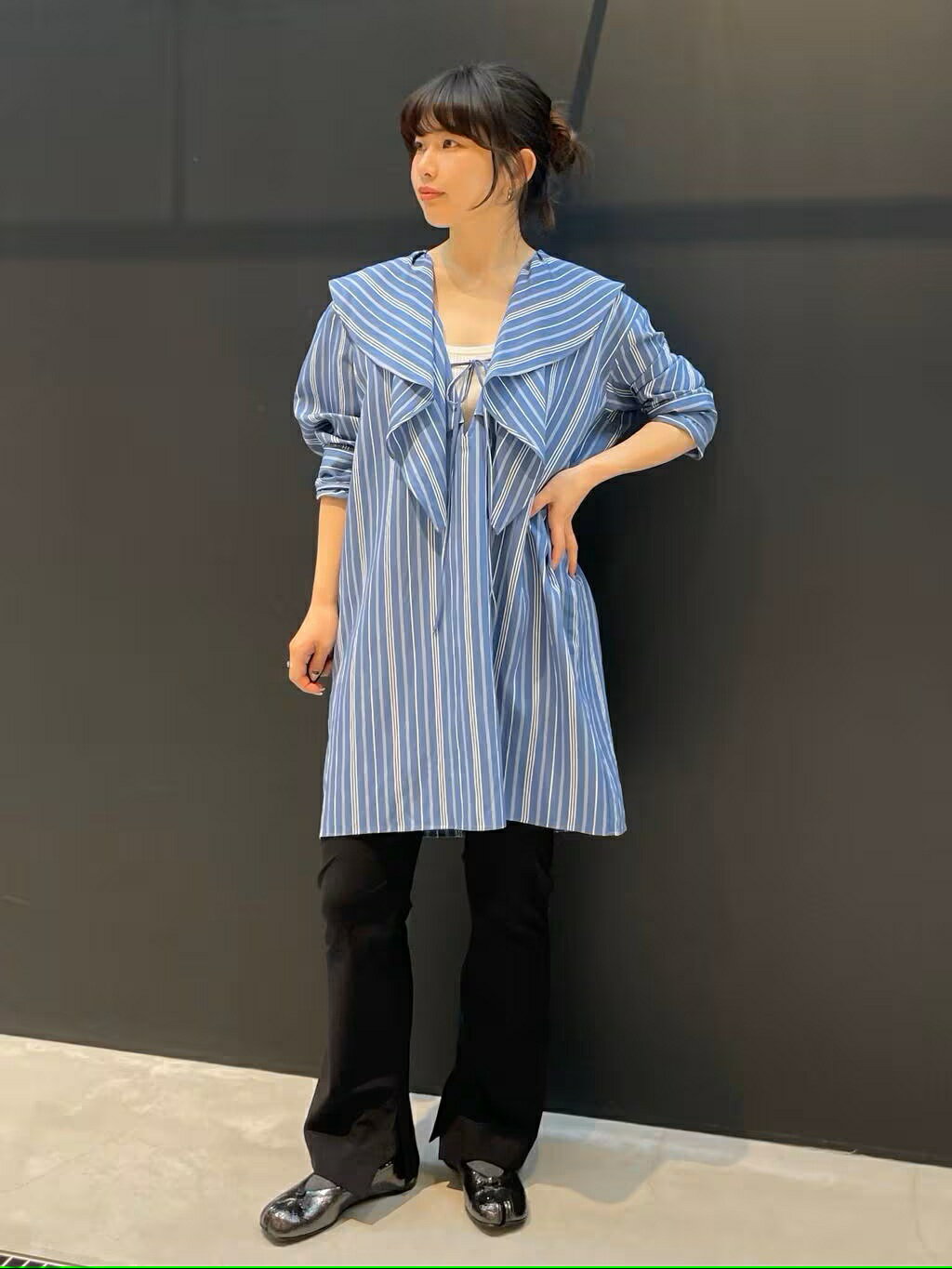 Curensology | <C.S.G>ストライプラッフルブラウス | Rakuten Fashion
