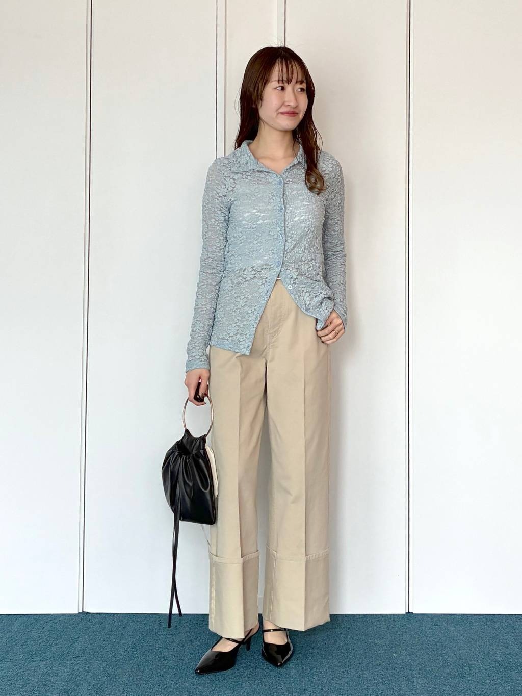 mysty womanの【WEB限定】透かしフラワーポロカーディガンを使ったコーディネートを紹介します。｜Rakuten Fashion(楽天ファッション／旧楽天ブランドアベニュー)6893857
