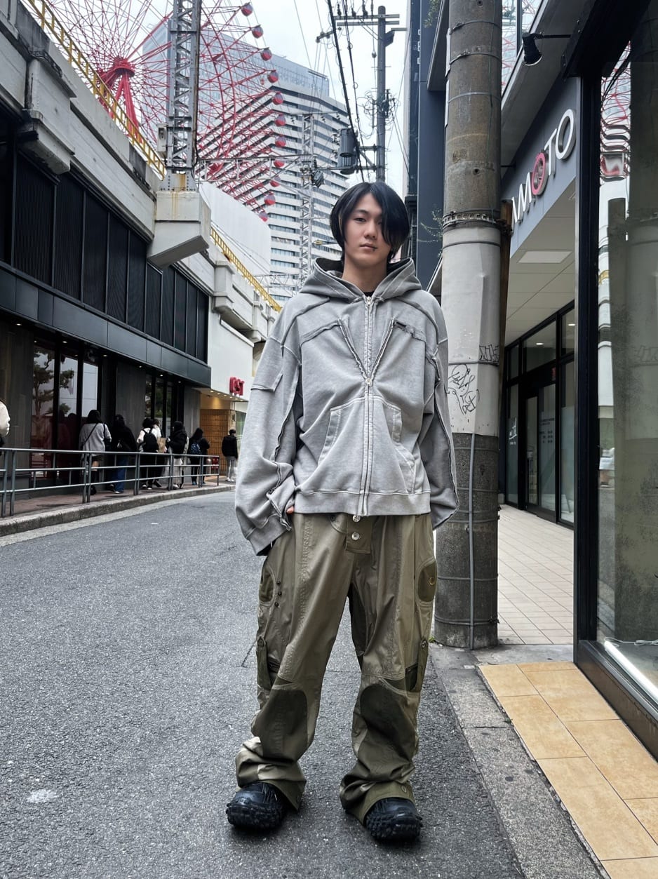ROYAL FLASHのFR(13)NDS/フレンズ/WIDE PILOT PANTSを使った