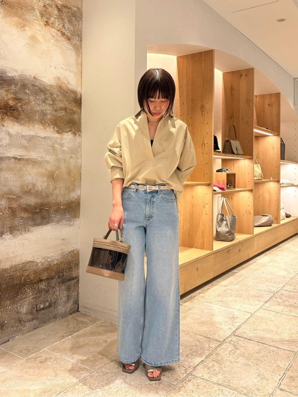 GALLARDAGALANTEのスキッパーシャツを使ったコーディネートを紹介します。｜Rakuten Fashion(楽天ファッション／旧楽天ブランドアベニュー)6888292