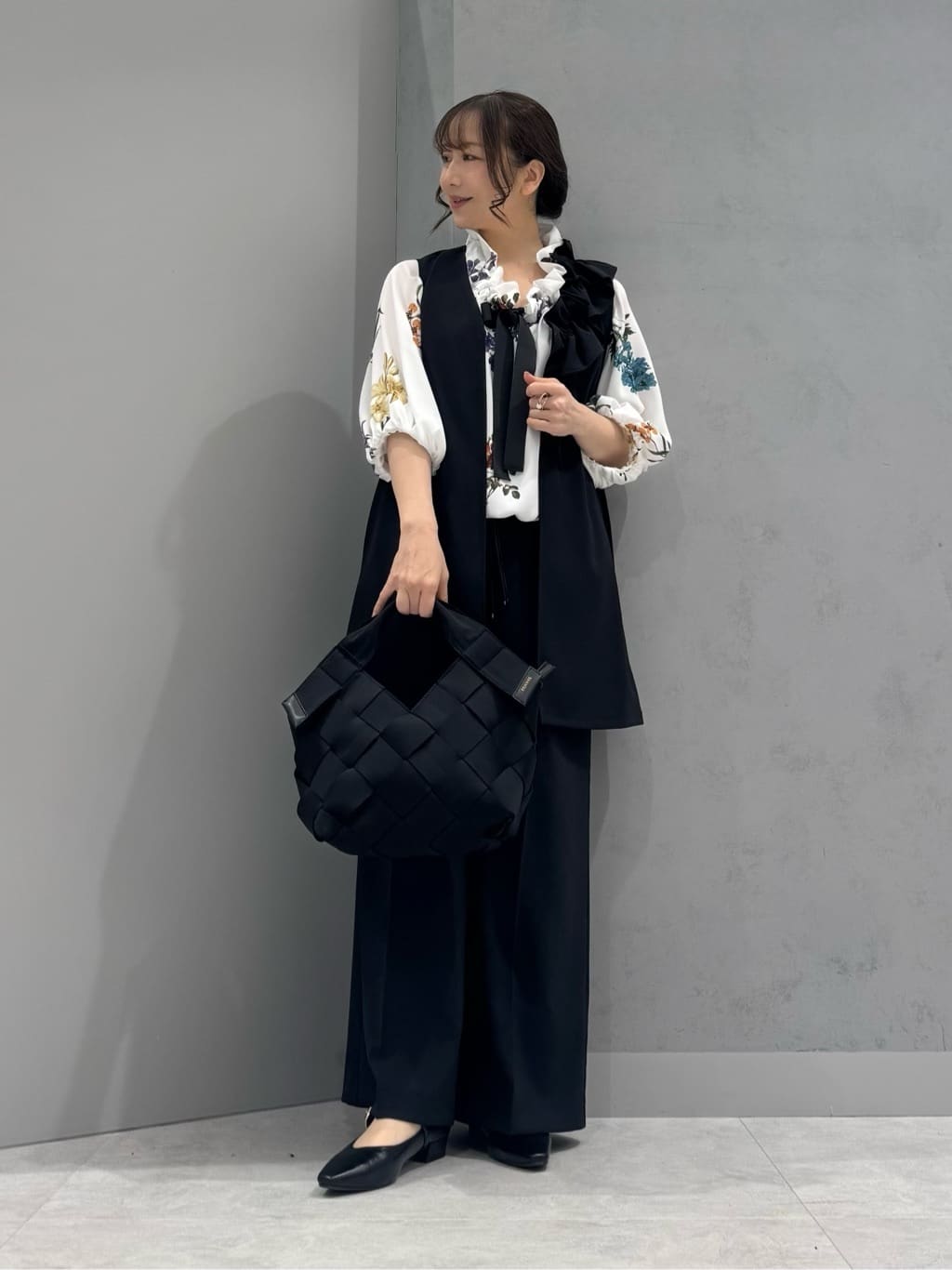Vin | ボタニカルプリントギャザーカラーブラウス | Rakuten Fashion